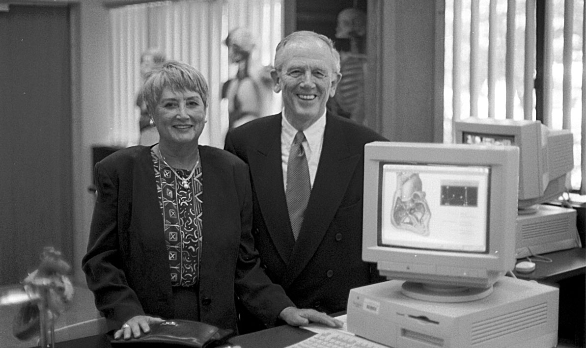 Elaine Marieb with President David Bartley in an anatomy and physiology lab, circa 1984