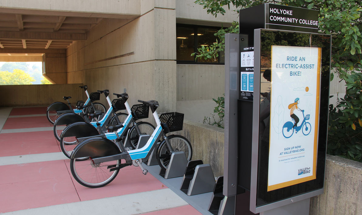 Valley Bike share kiosk at HCC