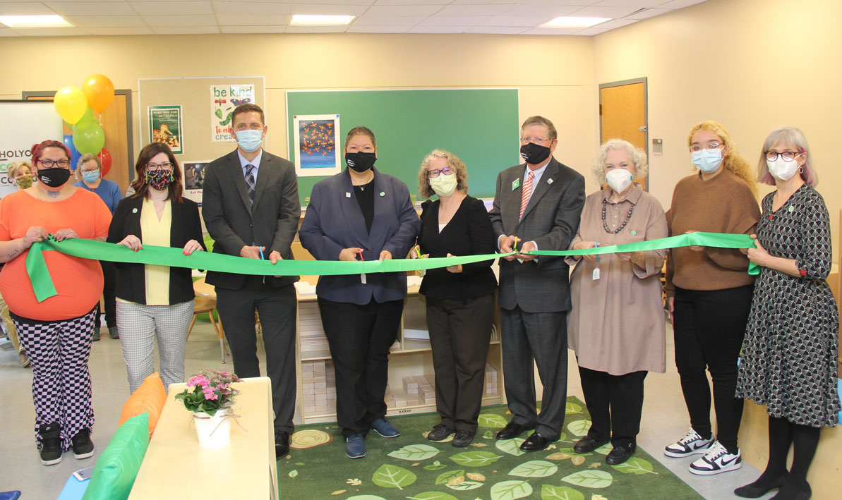 Ribbon cutting for Itsy Bitsy Child Watch at HCC